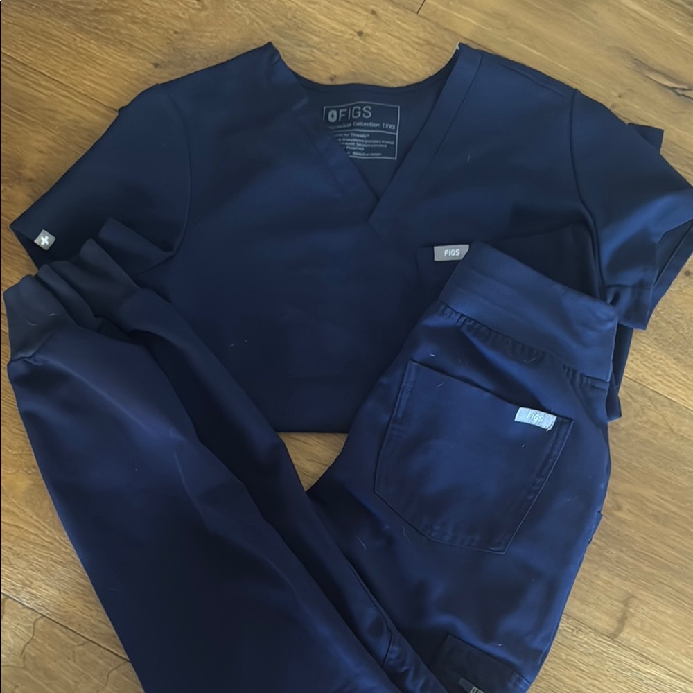 Figs Navy Blue Scrub Set